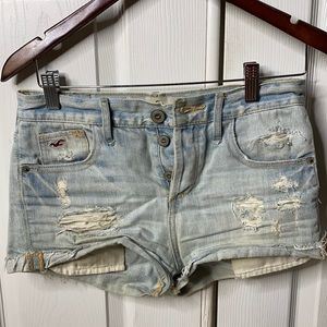 Hollister distressed button up jean short size 1